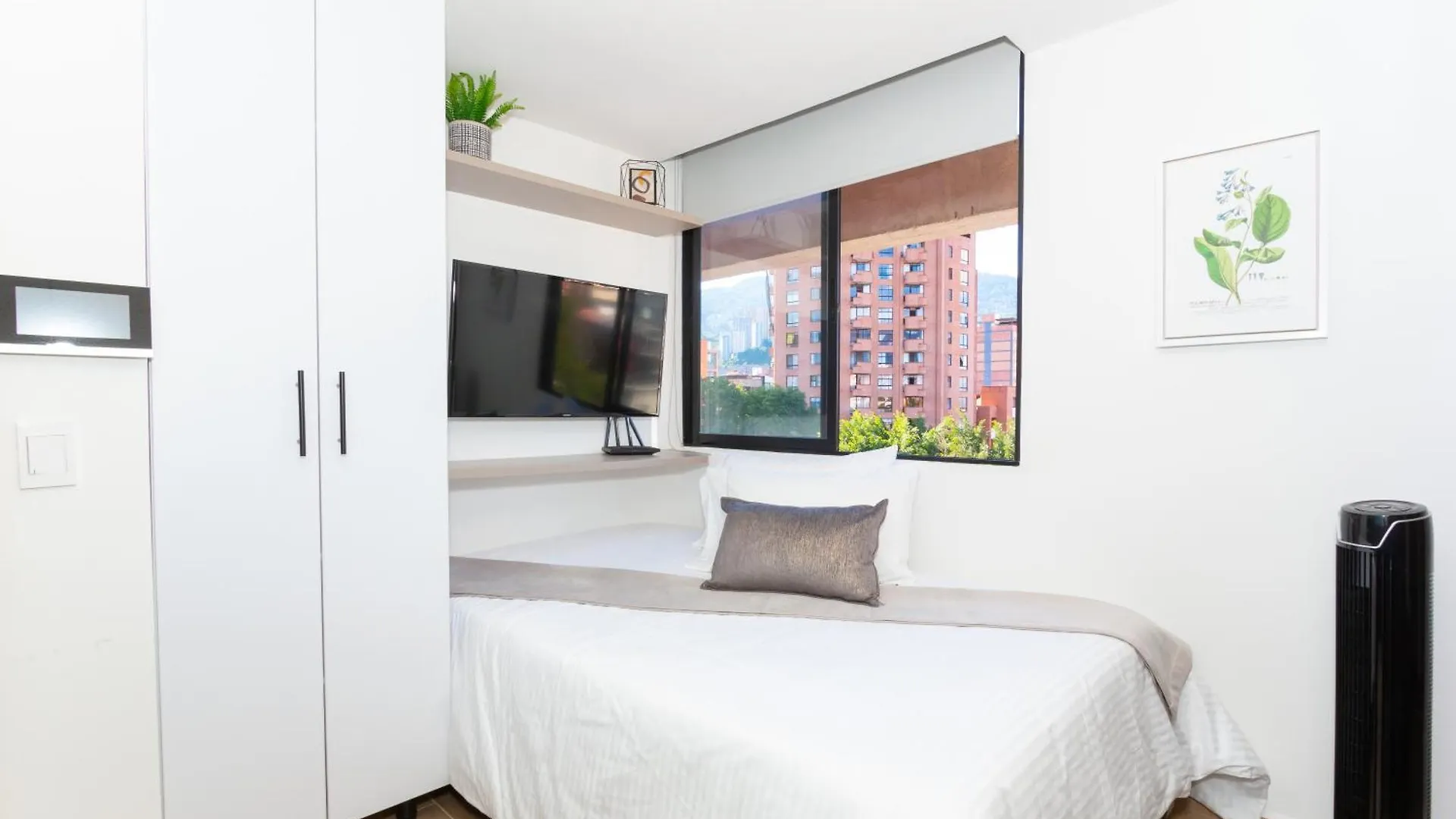 Apartamento 81L1 Acogedor Loft Para Viajeros Solitarios En Ubicacion Estrategica Medellín