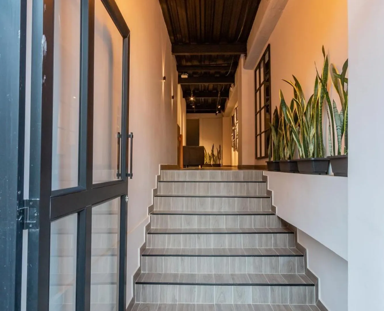81L1 Acogedor Loft Para Viajeros Solitarios En Ubicacion Estrategica Medellin