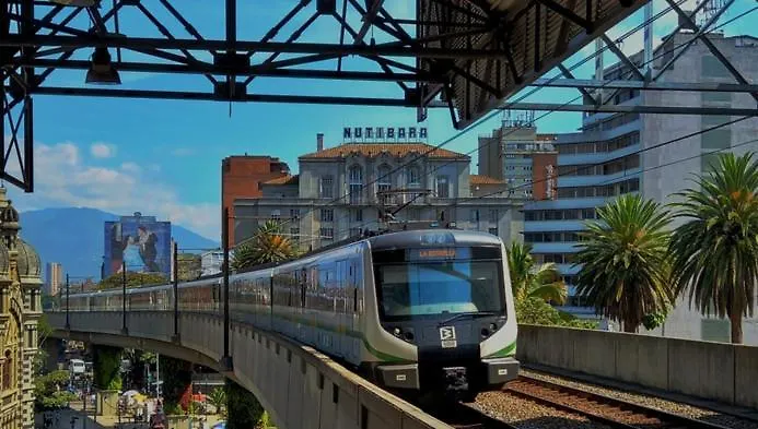 Apartment 81L1 Acogedor Loft Para Viajeros Solitarios En Ubicacion Estrategica Medellin